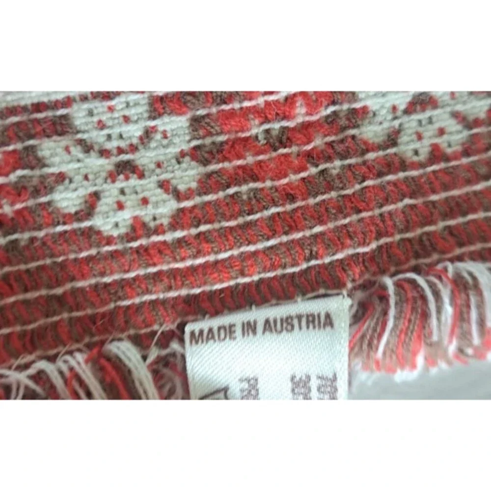 Woven Folk Art Placemats Austria Set of 4 Fringe Cotton Linen 12x15 Red Floral